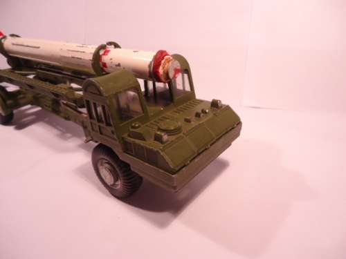 Corgi - Corporal Guided Missile on Erector Vehicle - missing spare wheel +rocket nose cone # 1113