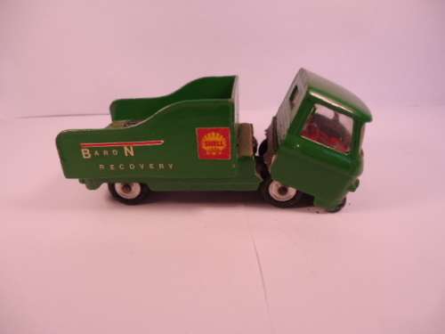 Corgi - Commer Truck - Baron Recovery - Code 3 - To be restored.