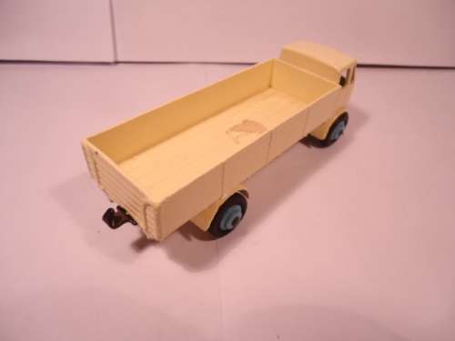 Dinky - Forward Control Truck  - # 25r