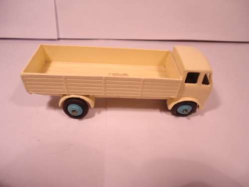 Dinky - Forward Control Truck  - # 25r