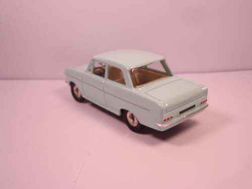 Dinky DeAgostini - Opel Kadett - # 540