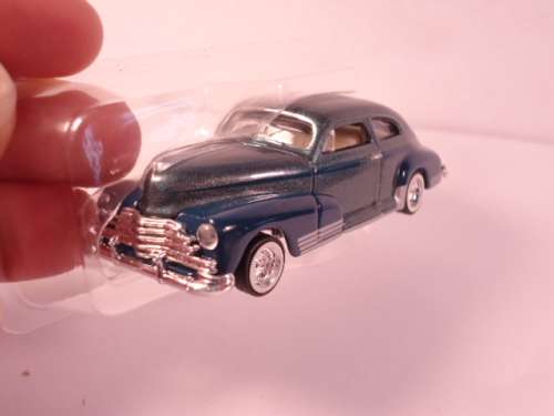 Revell - 47 Chevy Sedan - Lowriders - #13213