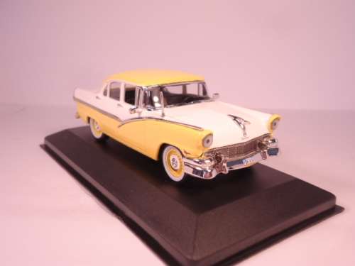 WhiteBox - Ford Fairlane, 1956