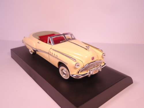 Signature Models - 1949 Buick Roadmaster