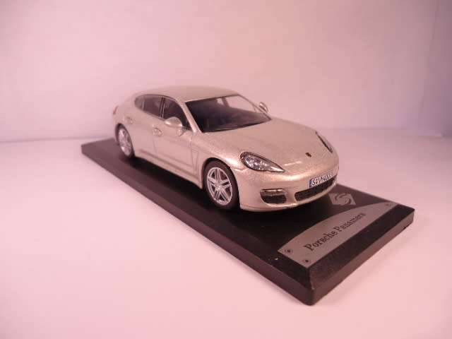 Solido - Porsche Panamera - #433332
