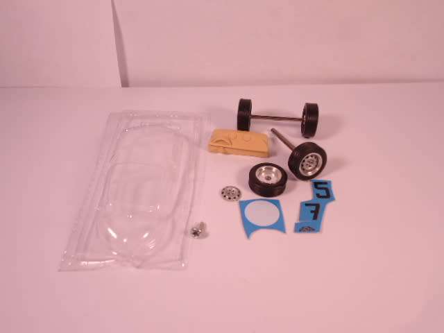 Provence Moulage - Alfa Tubolare - LM64 - # 125.4 - Partially painted Resin Kit