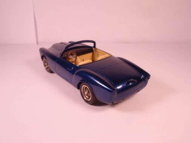 Provence Moulage - Alfa Romeo 1900SSZ Roadster 1957 - # K608 - 90%built Resin Kit