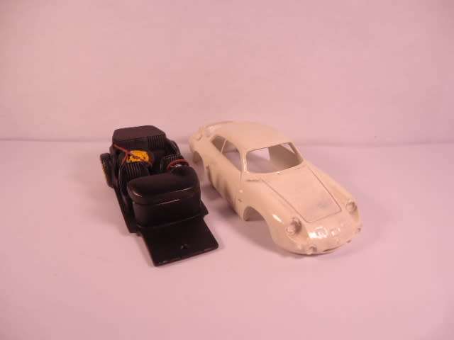 Provence Moulage - Alfa Romeo SZ LH No 34 LM 1963 - #K598 - 70% built, undercoat Resin Kit