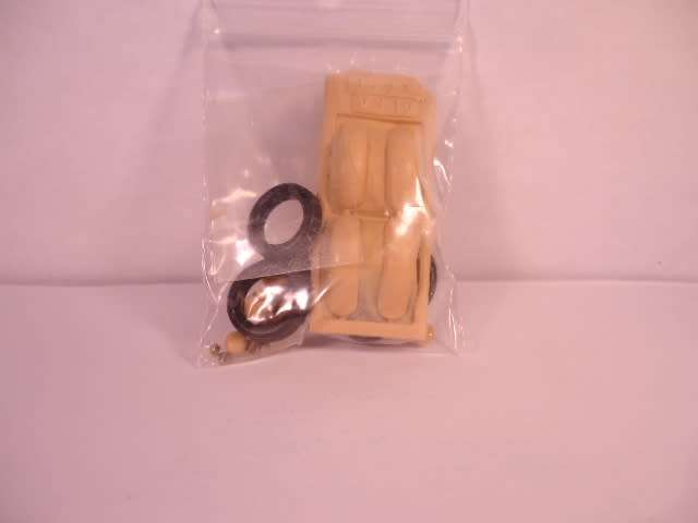 Starter - Alfa Romeo No.16, 1 24 Heures Du Mans 1931 - #142.6 - Unbuilt Resin Kit