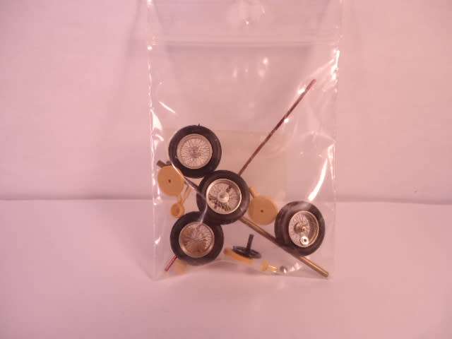 Starter - Alfa Romeo No.8, 1st Le Mans 1932 - #145.1 - Unbuilt Resin Kit