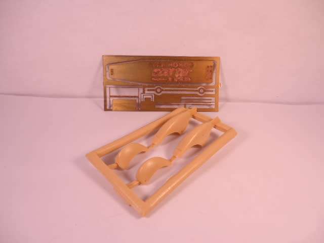Starter - Alfa Romeo No.8, 1st Le Mans 1932 - #145.1 - Unbuilt Resin Kit