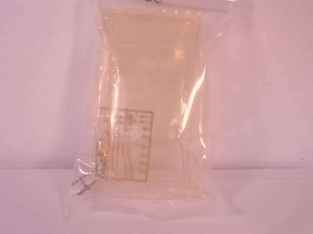 Meri Kits - Alfa Romeo 75 Gr.A Ufficiale Pista 1987 - # MK 96 - Unbuilt White Metal Kit