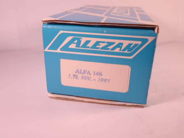 Alezan - Alfa Romeo 146 1.7l 16V 1995 - Unbuilt Resin Kit
