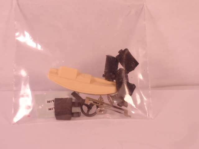 Alezan - Alfa Romeo 164 Pro-car V10 - #089 - Unbuilt Resin Kit