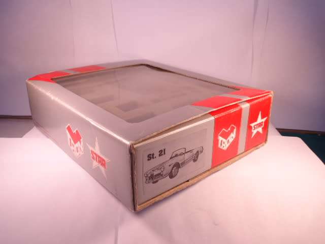 Tron Star - Alfa Romeo 2000 Spider, 1981 - #ST21 - 60% built Resin Kit