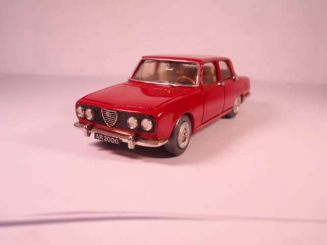 Conquest Models - Alfa Romeo, 2000 Berlina 4-door sedan - #105 - SMTS White Metal
