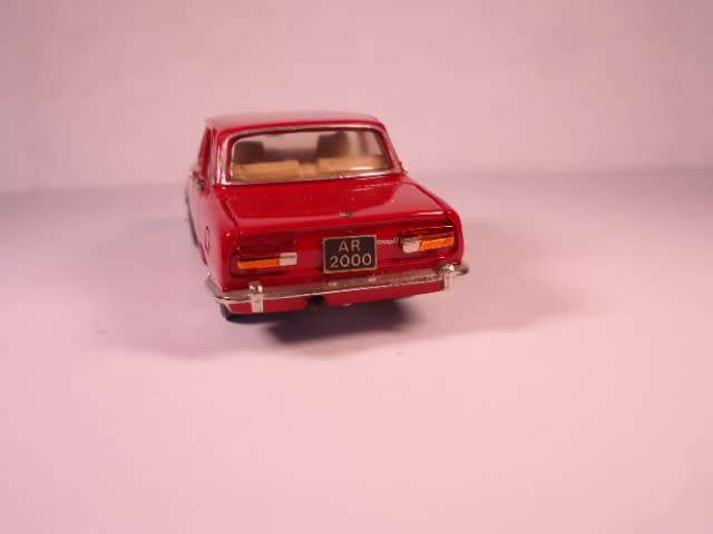 Conquest Models - Alfa Romeo, 2000 Berlina 4-door sedan - #105 - SMTS White Metal