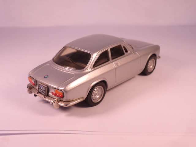 Century - Alfa Romeo - GTV 2000 - #1701 - White Metal