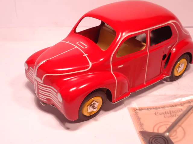 CIJ Replika - Renault 4CV - Wind Up - # 1068  - Tin Body
