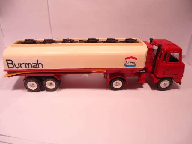 Dinky Toys - Foden Fuel Tanker  - Burmah - White Hubs with BlackTank fillers- # 950