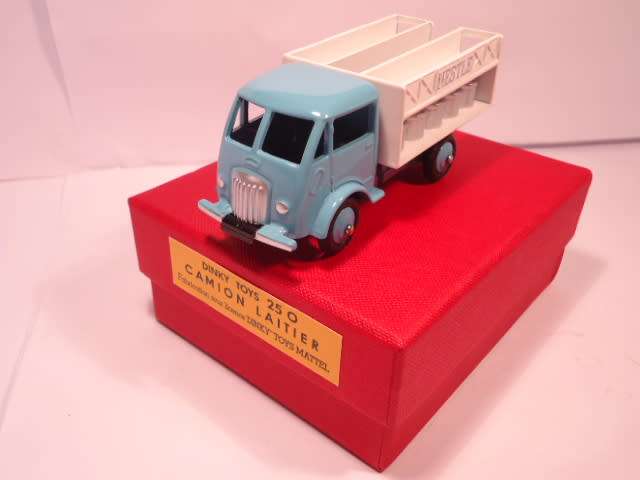 Dinky Toys Atlas - Ford Milk Truck - Camion Laitier- # 25 O