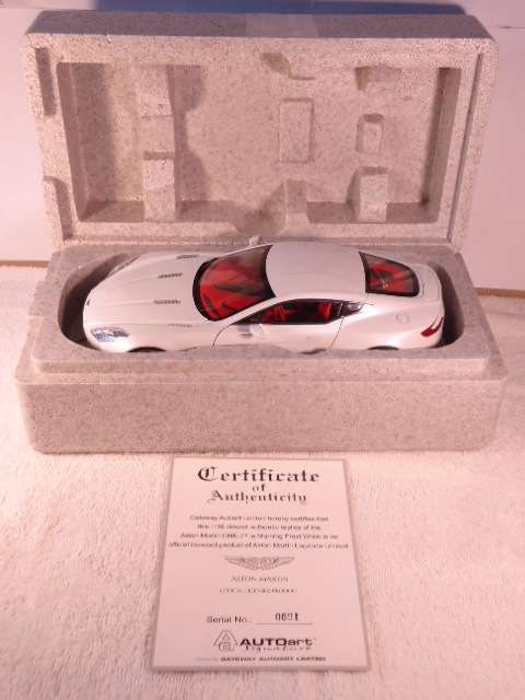 Autoart - Aston Martin ONE-77 - LTD#0091 - Certificate included, Signature Series #70244