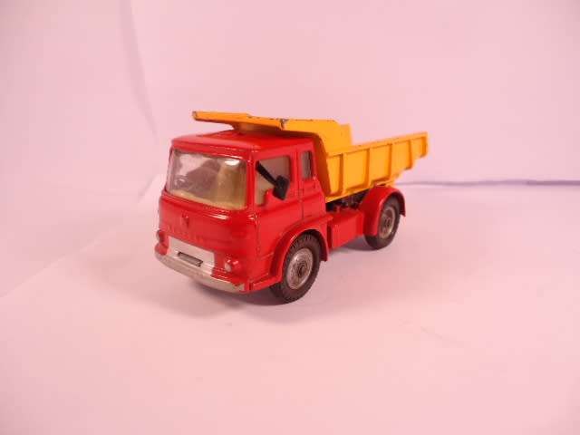 Corgi - Bedford TK Dump Truck #494