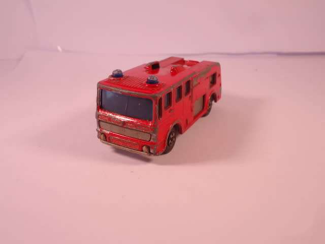 Matchbox Superfast - Merryweather Fire Engine Truck #35