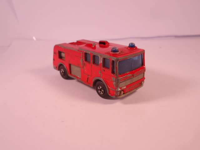 Matchbox Superfast - Merryweather Fire Engine Truck #35