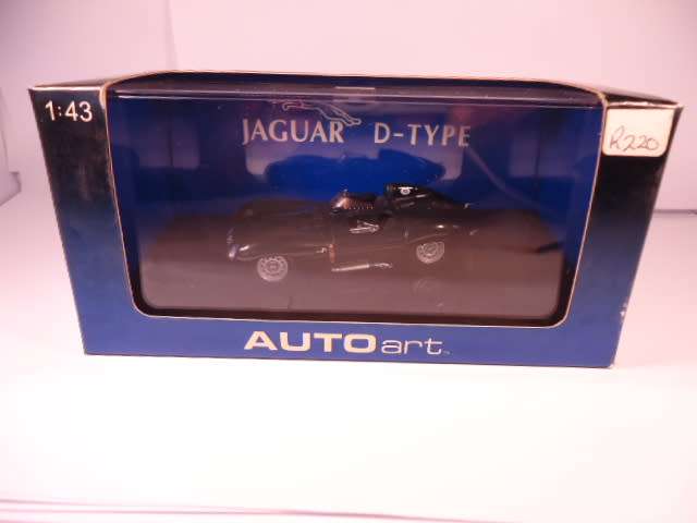 Auto Art - Jaguar D-Type - Short Nose - # 53561
