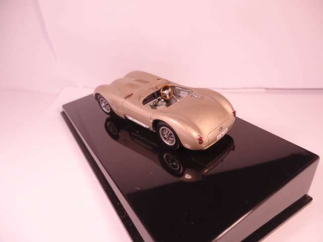 Auto Art - Jaguar C-Type - #53503