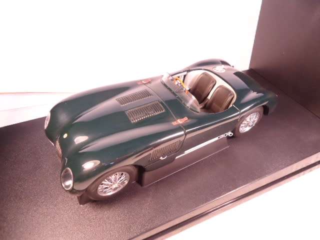 Auto Art - Jaguar C-Type - #73500