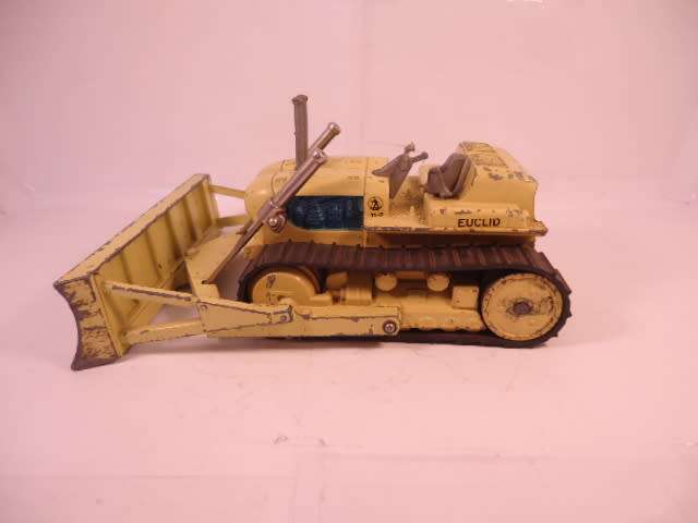 Corgi Major - EUCLID TC-12 Bulldozer - #1102-A1