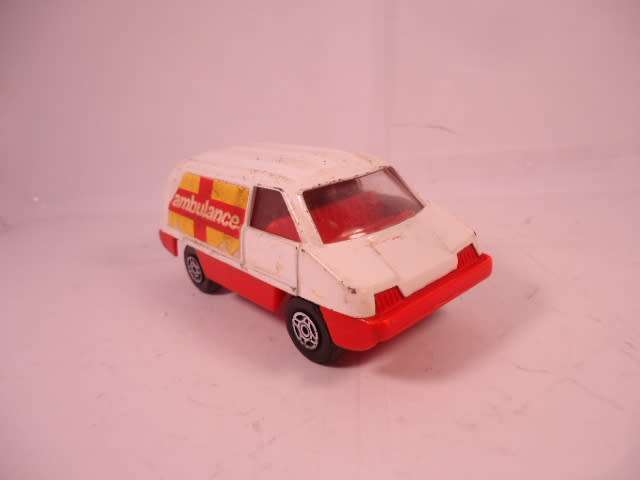 Corgi Whizzwheels - Ambulance - #511