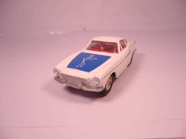 Corgi - The Saint`s Volvo P1800 (repaint) - #258-A1