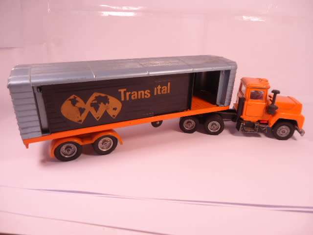 Corgi - Mack Truck - Trans Continental Truck - #1100-B1