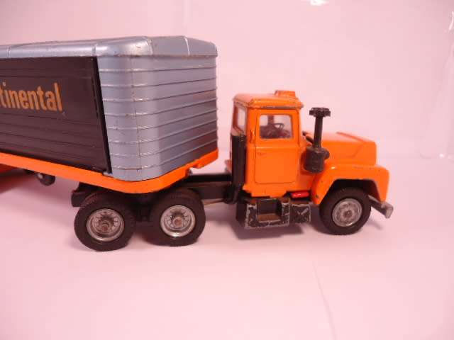 Corgi - Mack Truck - Trans Continental Truck - #1100-B1
