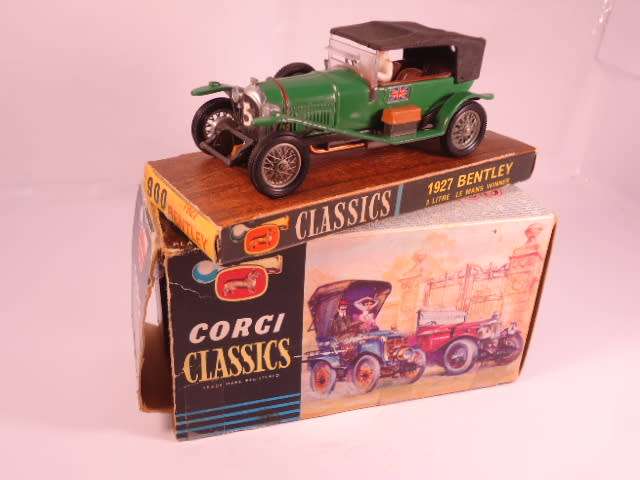 Corgi Classics - 1928 Bentley Hard top  (Racing Nr.3) - #9001