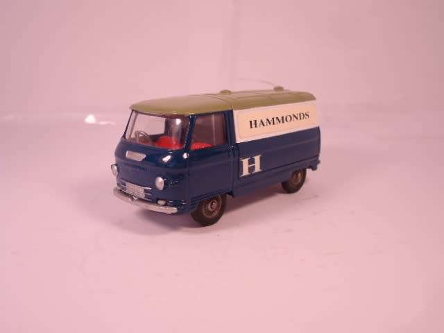 Corgi - Commer Van - Hammonds - Restoration - #462-A2