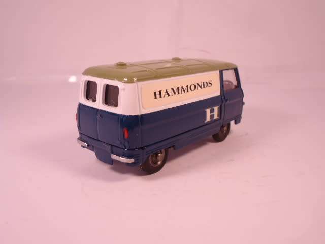 Corgi - Commer Van - Hammonds - Restoration - #462-A2