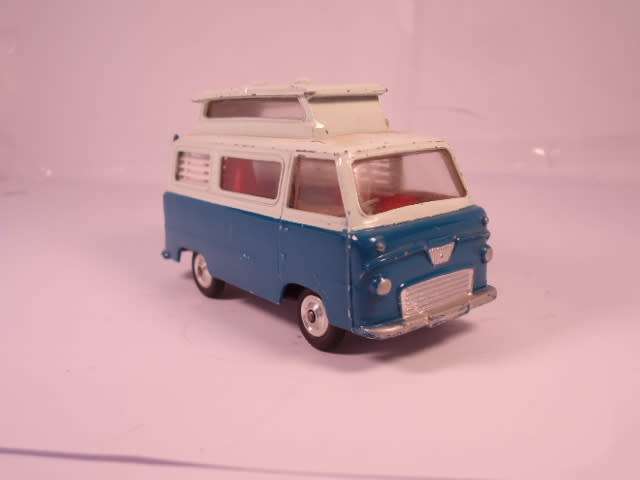 Corgi - Ford Thames Airborne Caravan - #420-A2