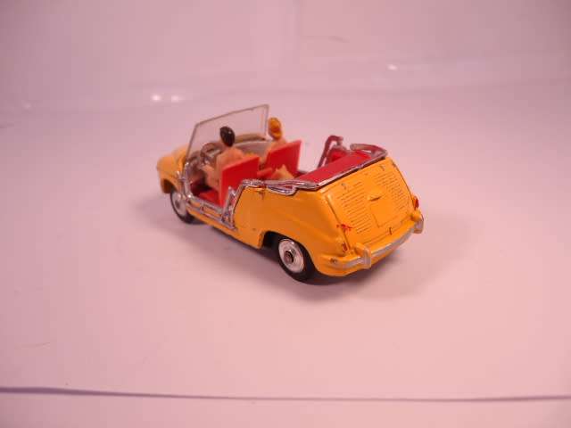 Corgi - Ghia Fiat 600 (Fiat Jolly) - #242-A1