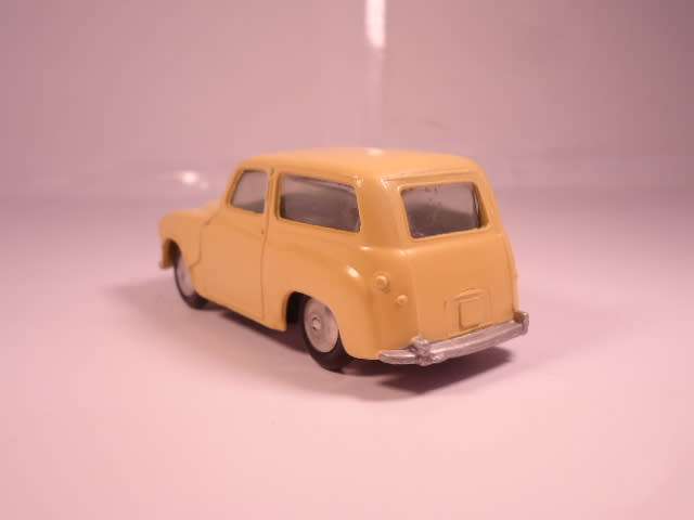 Corgi - Hillman Husky Estate - Restored - #206M-A2