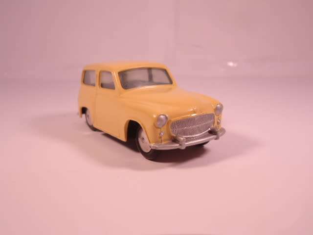Corgi - Hillman Husky Estate - Restored - #206M-A2