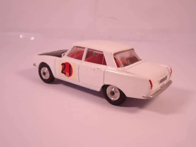 Corgi - Rover 2000, Monte Carlo RN 21 - #322-A2 - Code 3