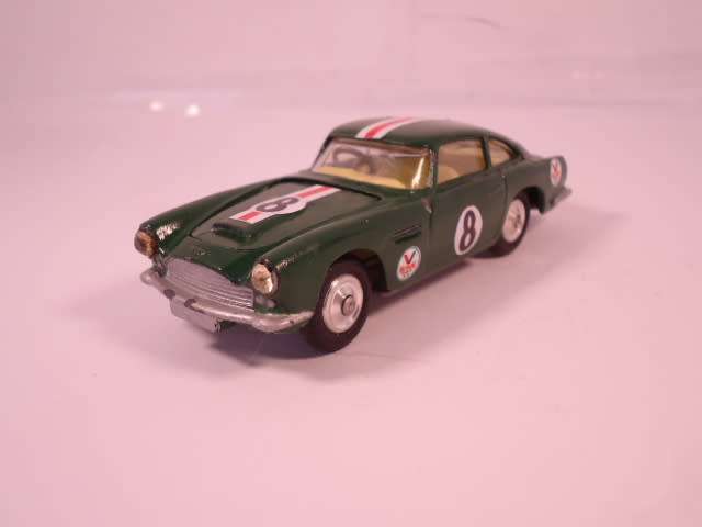 Corgi - Austin Martin - Code 3 - #309-A1