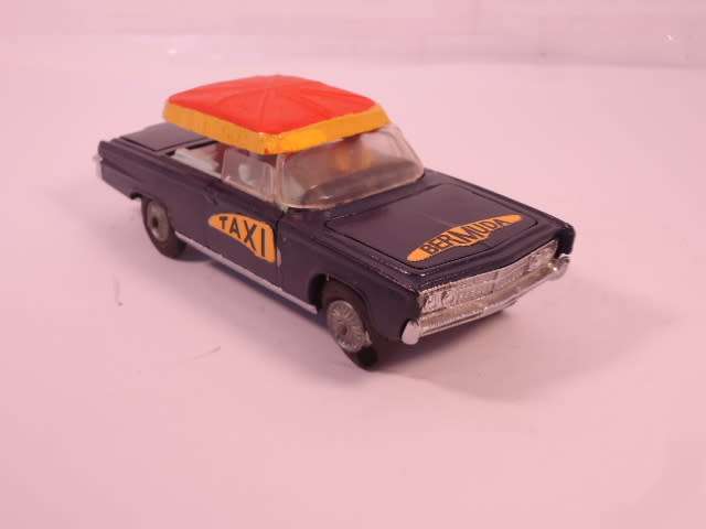 Corgi - Chrysler Imperial Convertible Bermuda Taxi - Code 3 - #246-A1 3