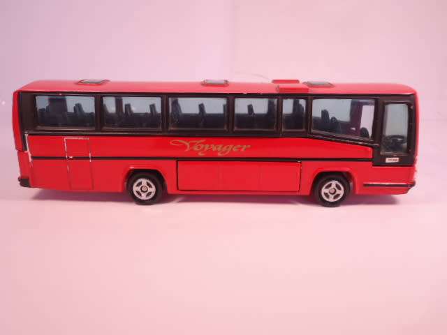 Corgi - Plaxtons Paramount 3500 Bus - Voyager