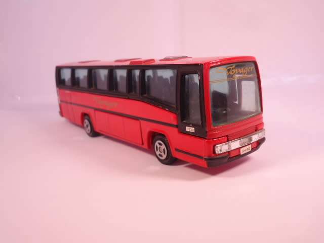 Corgi - Plaxtons Paramount 3500 Bus - Voyager