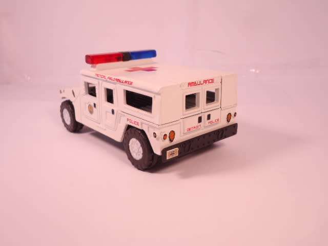 MotorMax/Toy Island - Lot of 2 Police vehicles
